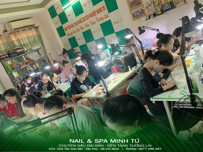 MINH TÚ ACADEMY ảnh 2