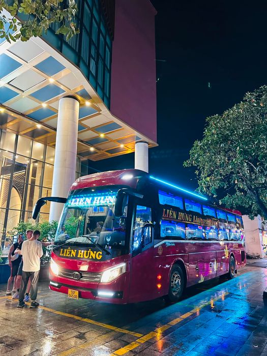 Hình ảnh nội thất xe Liên Hưng (2)