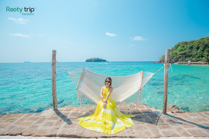Khoảnh khắc tuyệt vời với Rooty Trip Phú Quốc