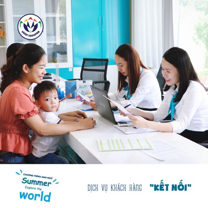 Không gian học tập tại SADEC Education, nơi mọi học viên có thể phát huy tối đa khả năng và sáng tạo của bản thân trong việc chinh phục tiếng Anh.