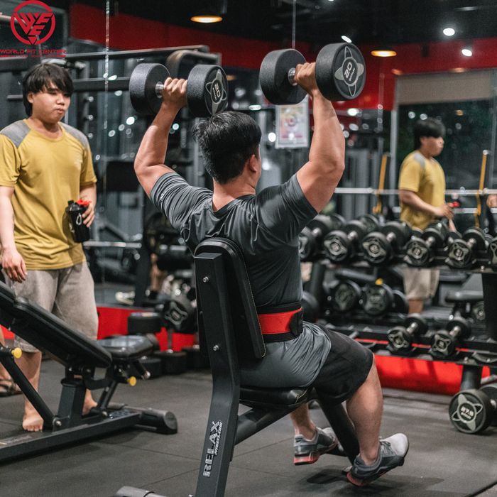 Khu vực tập Gym hiện đại