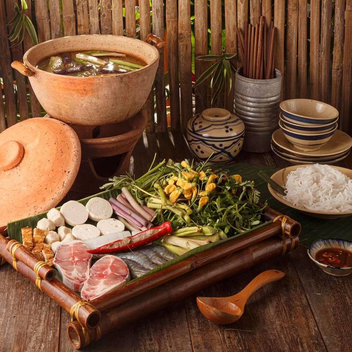 Không gian ấm cúng tại Cô Hai Sài Gòn