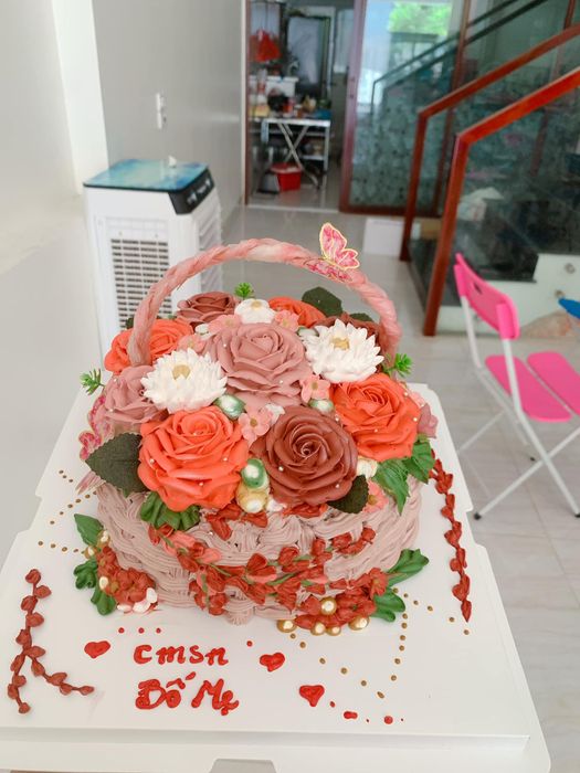Bộ sưu tập bánh kem nghệ thuật tại Gia Linh Bakery