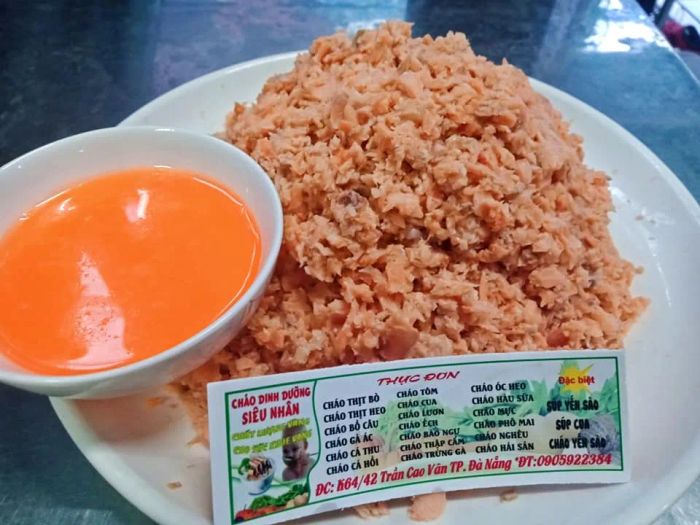 Không gian ấm cúng và món cháo dinh dưỡng tại Siêu Nhân
