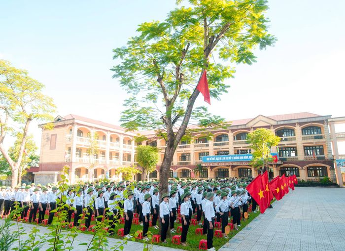 Hình ảnh Trường THPT Nguyễn Hữu Tiến 1