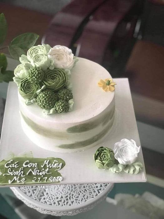 Hình ảnh những tác phẩm bánh kem nghệ thuật từ tiệm Nguyệt Linh