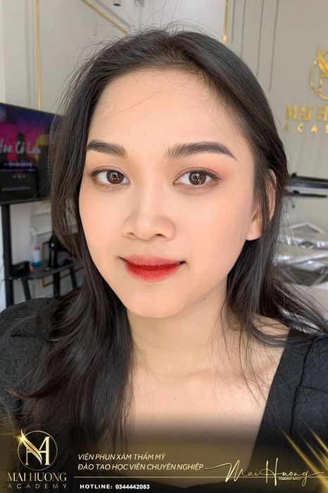 Hình ảnh thực tế về thành phẩm chân mày phong thủy tại Mai Hương