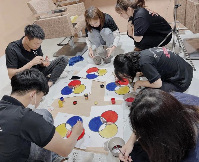 Không gian đào tạo hiện đại và chuyên nghiệp tại Beauty Salon Tâm Artist - Ảnh 1