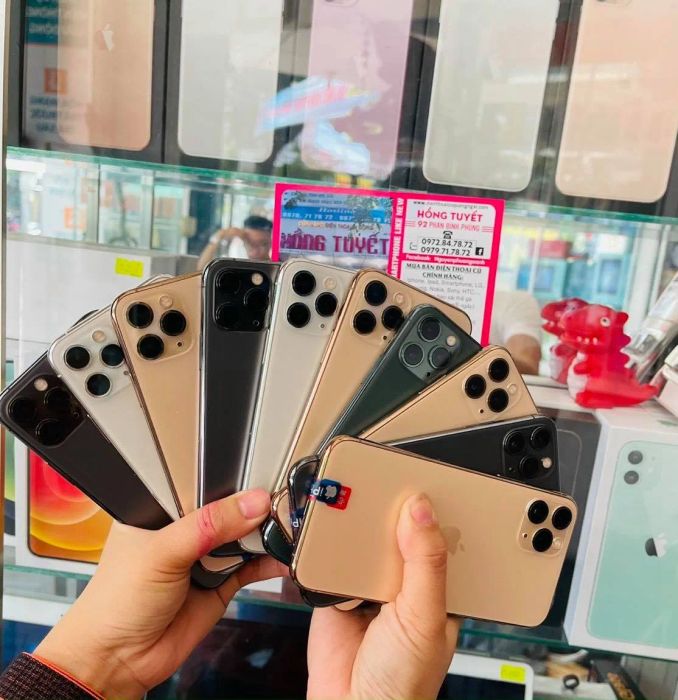 Không gian hiện đại tại Hồng Tuyết Mobile