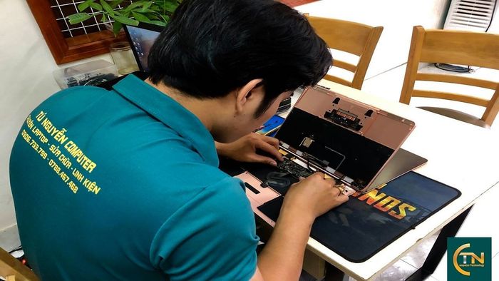 Ảnh Tú Nguyễn Computer 1