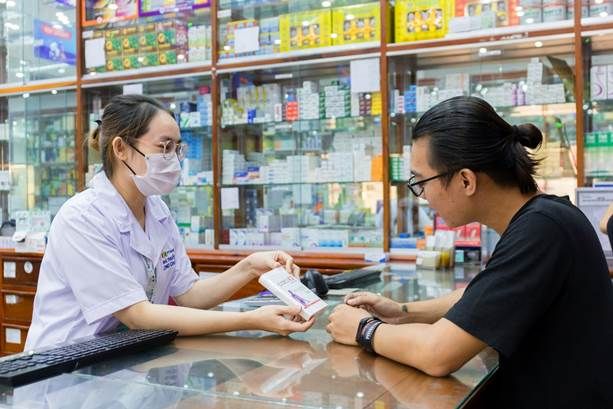 Nhà Thuốc Long Châu - Hình ảnh 1