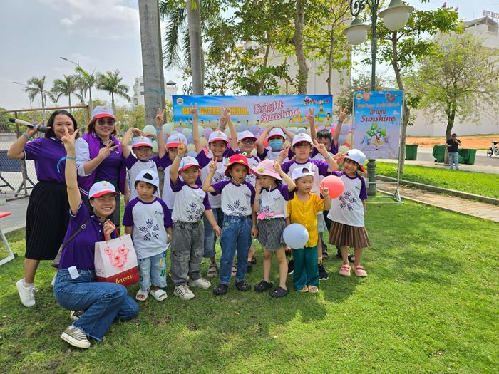 Khoảnh khắc học tập đầy hứng khởi của các bé tại Popodoo Smart English