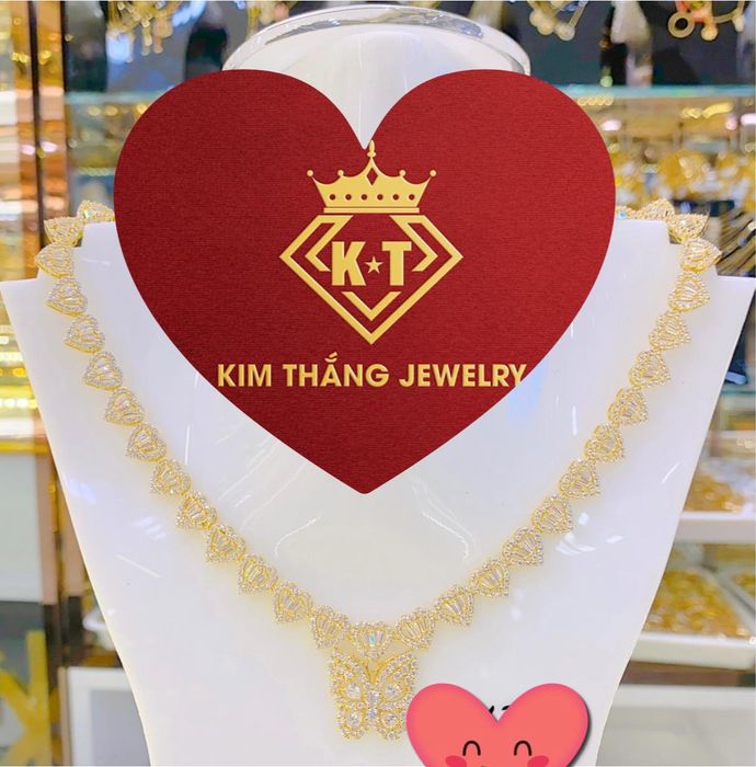 Không gian sang trọng và bộ sưu tập trang sức tại Tiệm Vàng Kim Thắng