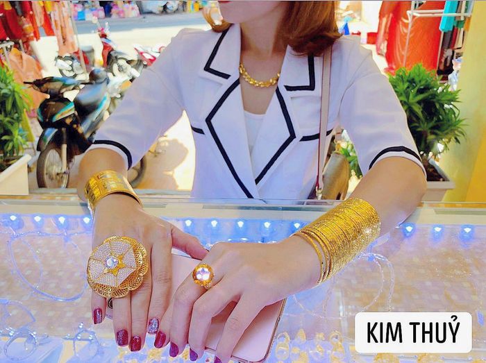 Không gian sang trọng tại Tiệm Vàng Kim Thủy