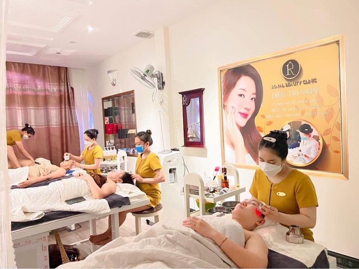 Phòng điều trị tiêu chuẩn 5 sao tại Spa Beauty Royal