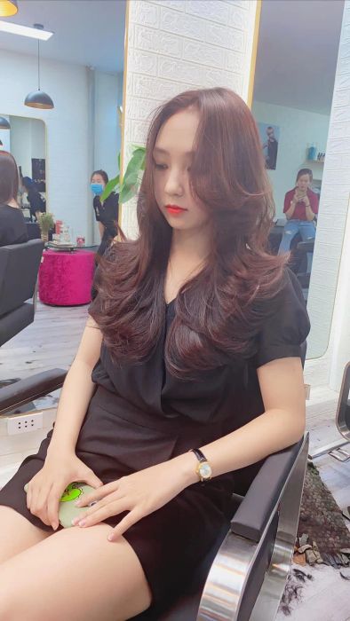 Viện Tóc Hoàng Anh - Kiến tạo vẻ đẹp từng sợi tóc (Ảnh 2)