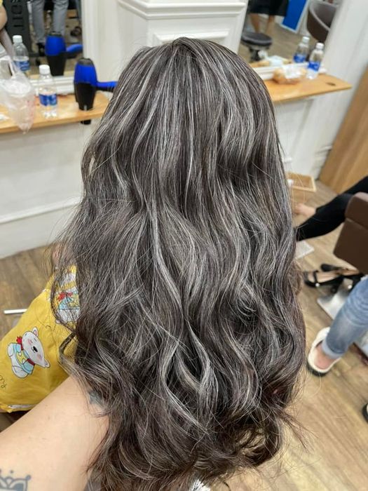 Hình ảnh phong cách làm đẹp tại Hair Salon Bửu TiGi