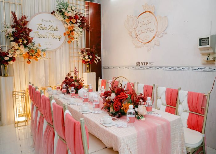 Hình ảnh thiết kế sự kiện sang trọng đặc trưng của VIP Event Decor