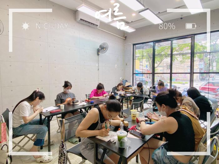 Khám phá không gian đào tạo chuyên nghiệp tại Duyên Nguyễn Eyebrows & Academy qua loạt ảnh độc quyền