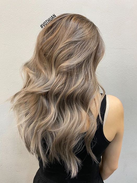 Hình ảnh không gian hiện đại tại Võ Thuận Salon