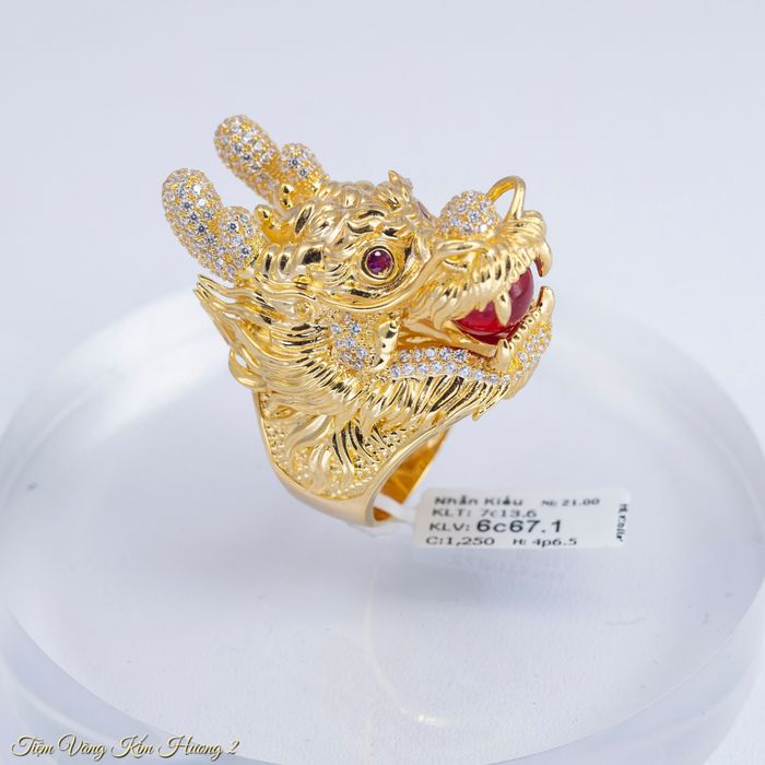Bộ sưu tập trang sức tinh tế tại Tiệm Vàng Kim Hương 2
