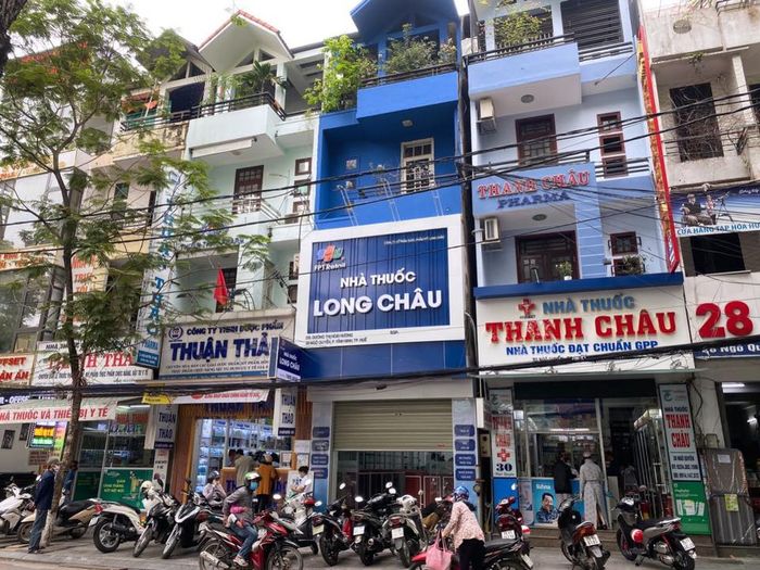 Nhà thuốc Long Châu - Hình ảnh 1