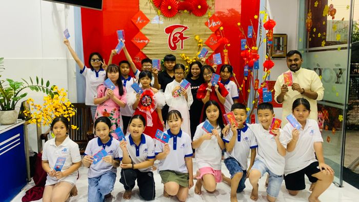 Khoảnh khắc học tập đầy cảm hứng tại Anh Ngữ Mỹ Úc - Nơi kiến thức và niềm vui hội tụ
