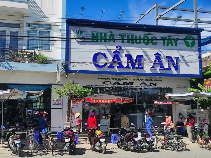 Nhà Thuốc Tây Cẩm Ân - Hình ảnh 1