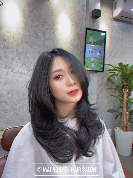 Hình ảnh không gian sang trọng và dịch vụ chuyên nghiệp tại Mai Nguyên Hair Salon