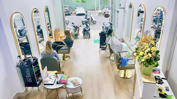 Khám phá hình ảnh đầu tiên về Salon PoLo - nơi kiến tạo những kiểu tóc đẹp chuẩn sao