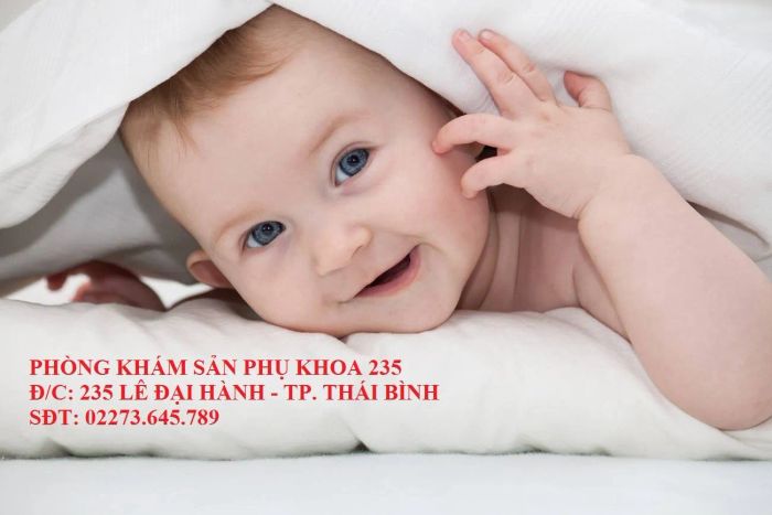 Không gian khám chữa bệnh tại Phòng Khám Sản Phụ Khoa 235