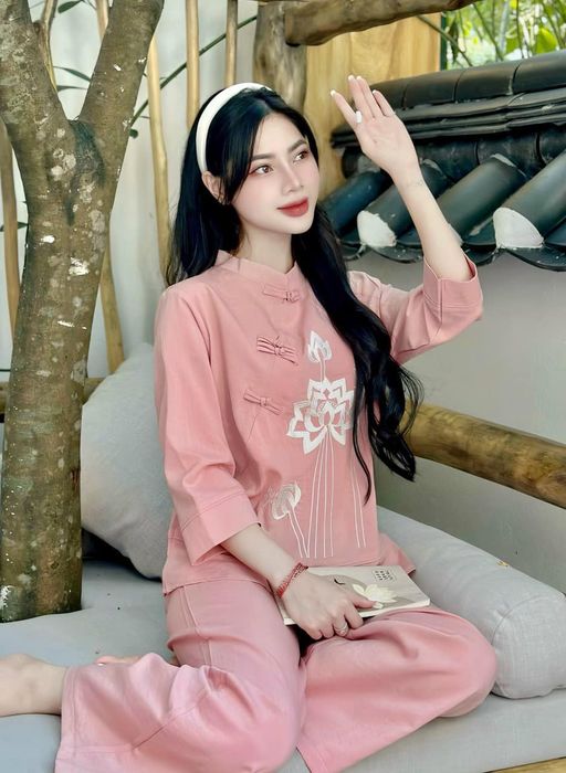 Không gian trưng bày pháp phục thanh tịnh tại Diệu Tuyền