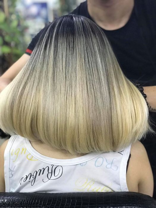 Hình ảnh ấn tượng về phong cách thiết kế tại Hair Salon Quản