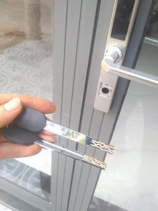 Hình ảnh thực tế dịch vụ sửa khóa lưu động tại các quận Đà Nẵng