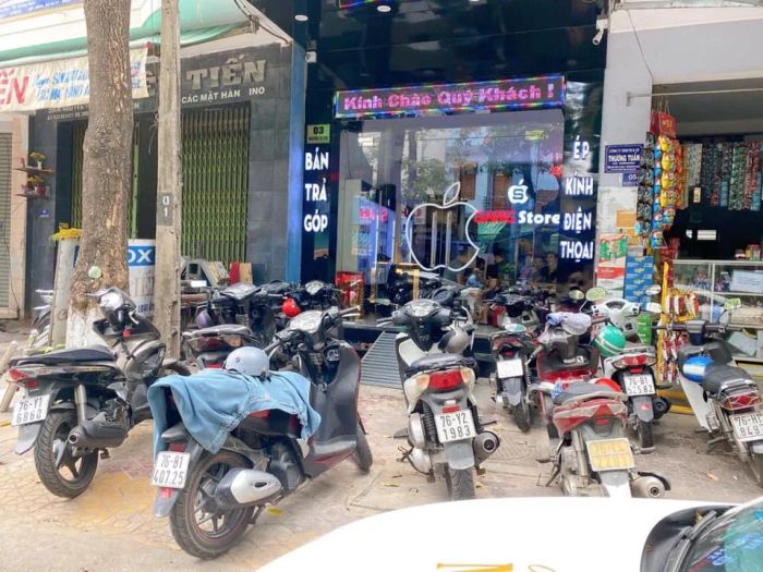 Không gian hiện đại tại Sang Store
