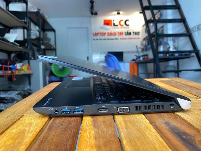 Góc tư vấn chuyên nghiệp tại LCC Trung Tâm Laptop - Ảnh 2