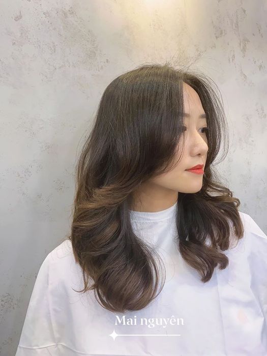 Hình ảnh không gian sang trọng tại Mai Nguyên Hair Salon