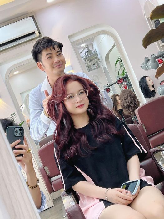 Không gian sang trọng và chuyên nghiệp tại Salon Tài Design