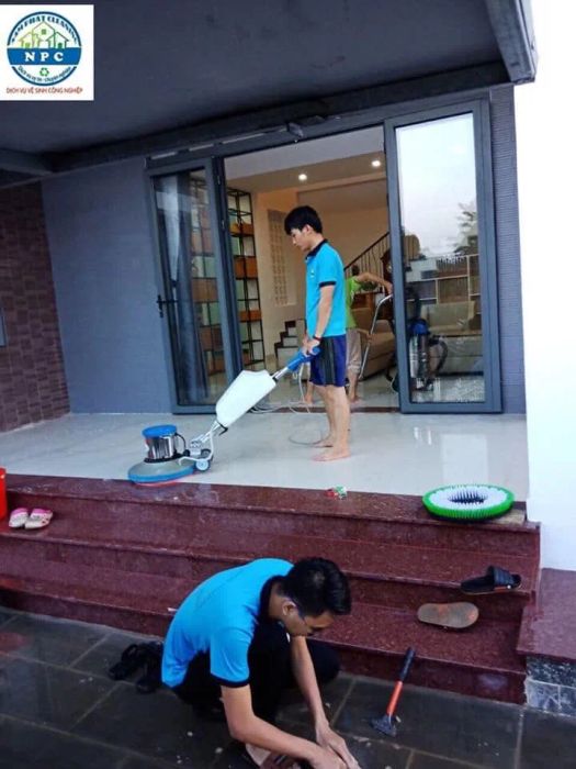 Vệ Sinh Công Nghiệp Nam Phát Cleaning - Hình ảnh 2