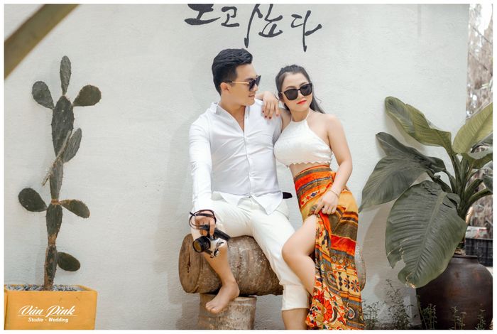 Vân Pink Wedding ảnh 2 - Tình yêu lấp lánh trong từng khung hình được chăm chút tỉ mỉ.