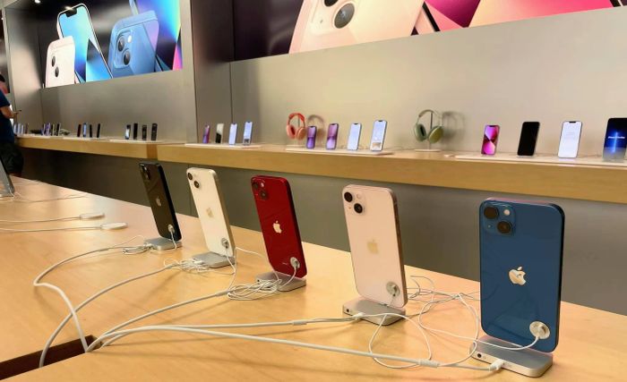 Không gian trải nghiệm Apple chuyên nghiệp tại didongthongminh.vn