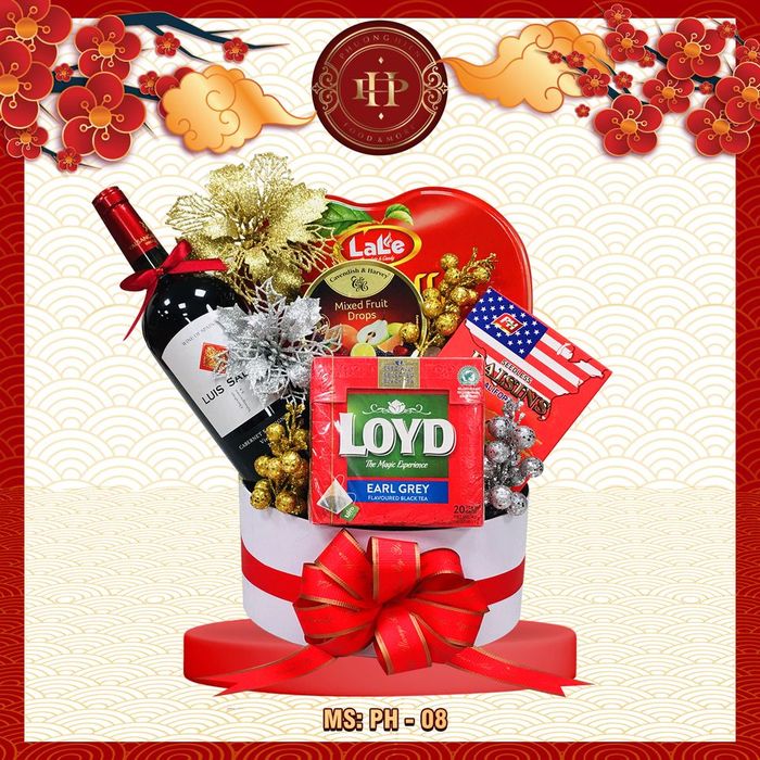 Hình ảnh không gian trưng bày chuyên nghiệp tại Phương Hiền Food