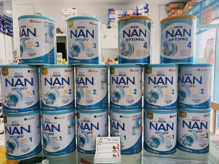 Góc trưng bày sản phẩm chất lượng tại Shop Bé Cưng