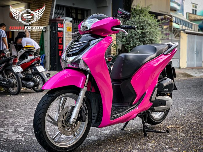 Tác phẩm nghệ thuật từ bàn tay tài hoa của Sinh Decal