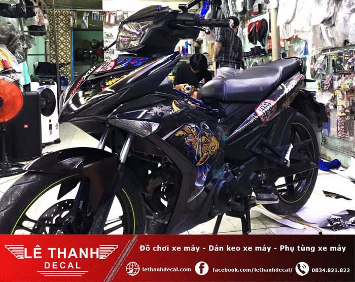 Tác phẩm nghệ thuật từ bàn tay Lê Thanh Decal