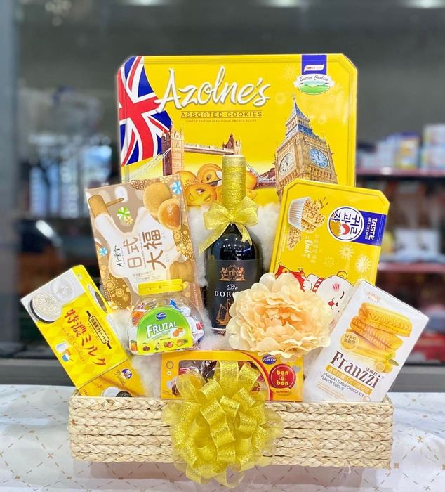 Hân Hân Store ảnh 2: Góc nhìn cận cảnh những giỏ quà tết được bày trí tinh tế, kết hợp hài hòa giữa nét truyền thống và hiện đại