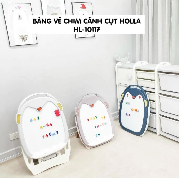 Không gian trưng bày sản phẩm tại Mẹ & Bé
