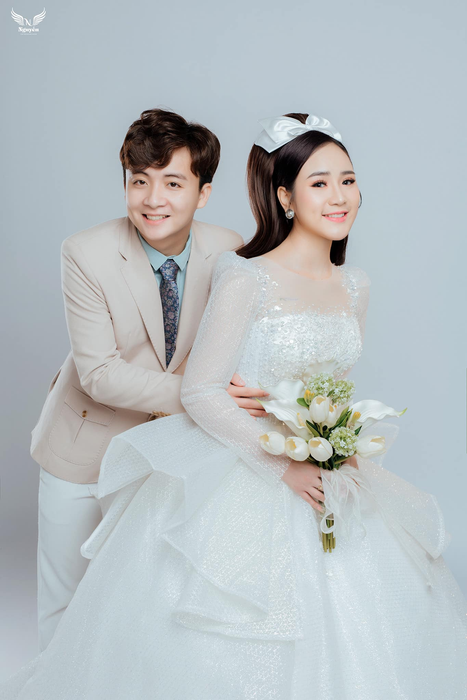 Nguyễn Wedding ảnh 1 - Khoảnh khắc tình yêu được tôn vinh qua góc nhìn nghệ thuật đầy tinh tế.