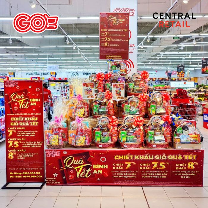 GO Nha Trang ảnh 2: Góc nhìn cận cảnh những giỏ quà Tết được đóng gói tỉ mỉ, toát lên vẻ sang trọng đúng chuẩn quà biếu