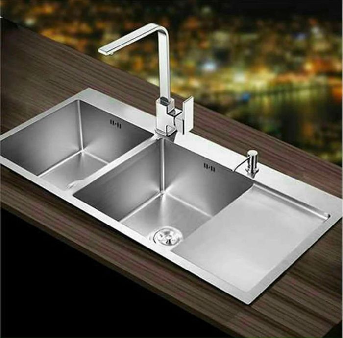 Bộ sưu tập thiết bị vệ sinh đa dạng tại Showroom Long Khánh (Ảnh 3)